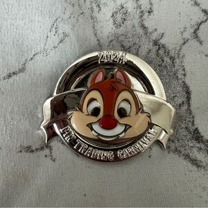 Disney | NWOT HKDL Dale Pin